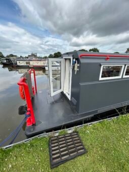 @ Y Knot – 57ft Dutch Barge Style