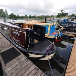 Grape Escape – 58ft Semi Traditional