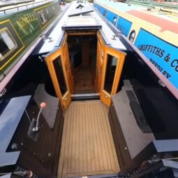 Grape Escape – 58ft Semi Traditional