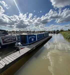 Jack Frost – 45ft Semi Traditional
